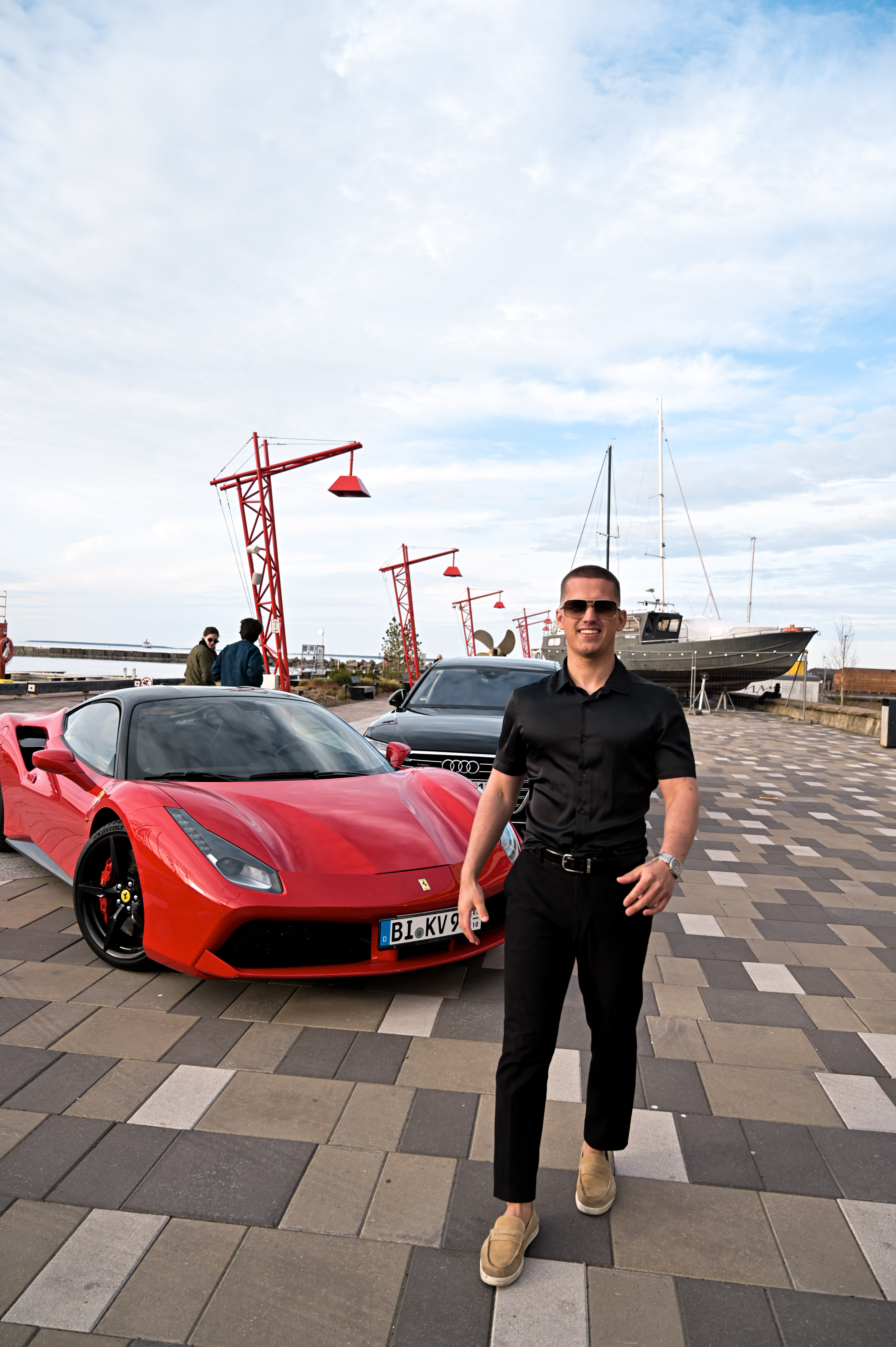 Daniil — Founder of Momentum Academy